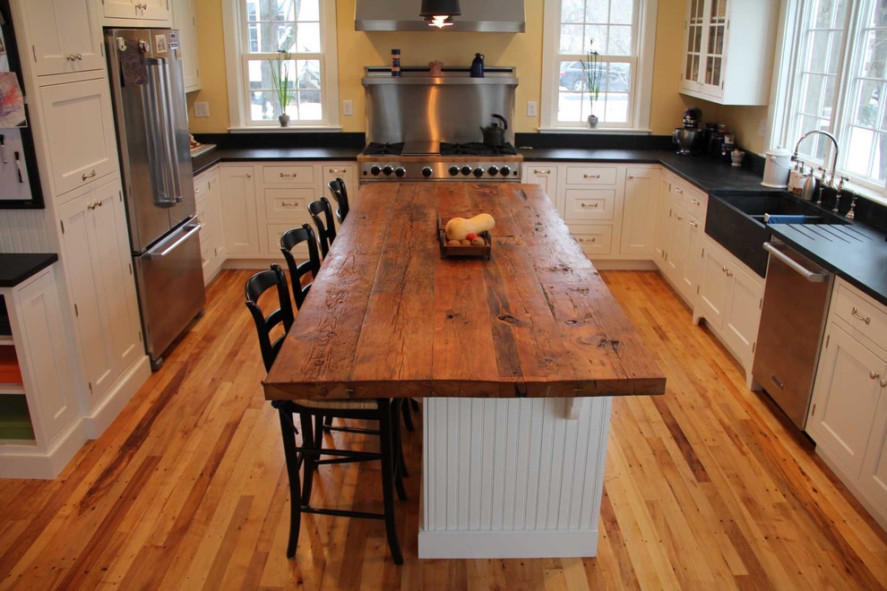 Inspiration for a transitional kitchen remodel in Boston