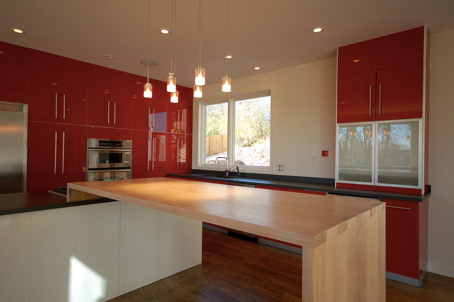 Example of a minimalist kitchen design in Minneapolis