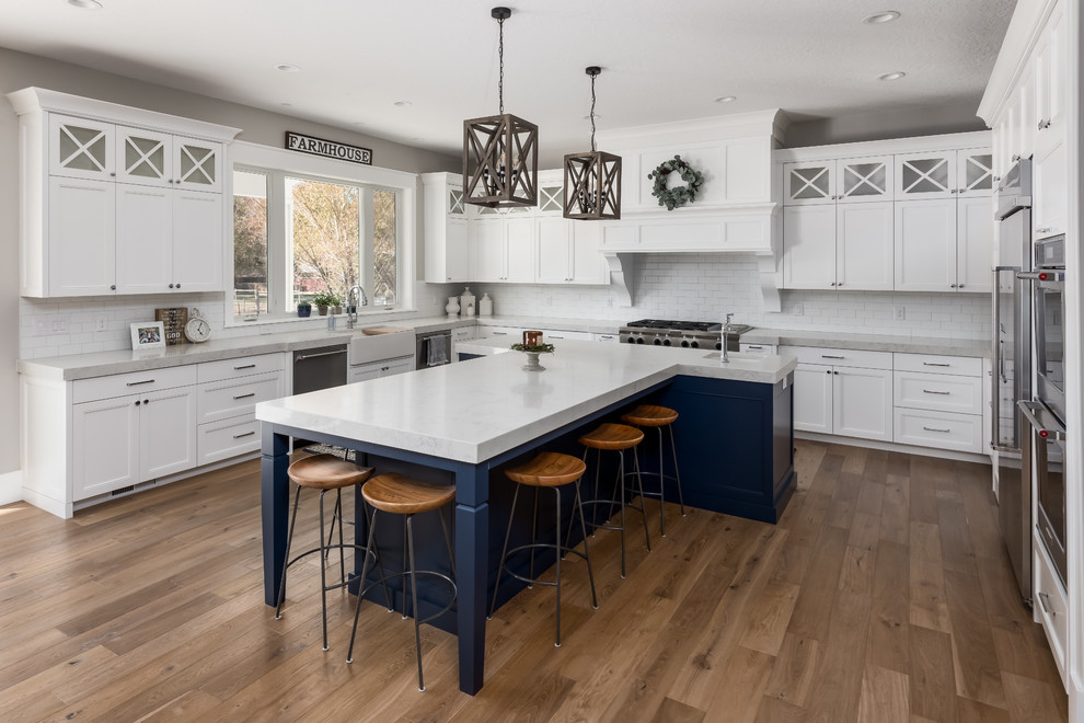 Example of a transitional kitchen design in Salt Lake City