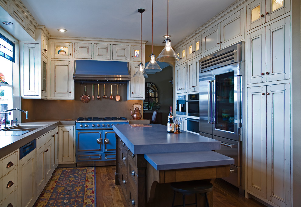 Design ideas for a classic kitchen in San Francisco with an integrated sink and coloured appliances.