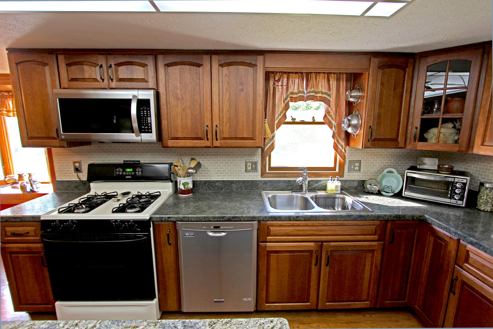 Refaced Hickory Kitchen Cabinets Medina Oh Traditional Kitchen Cleveland By Cabinet S Top