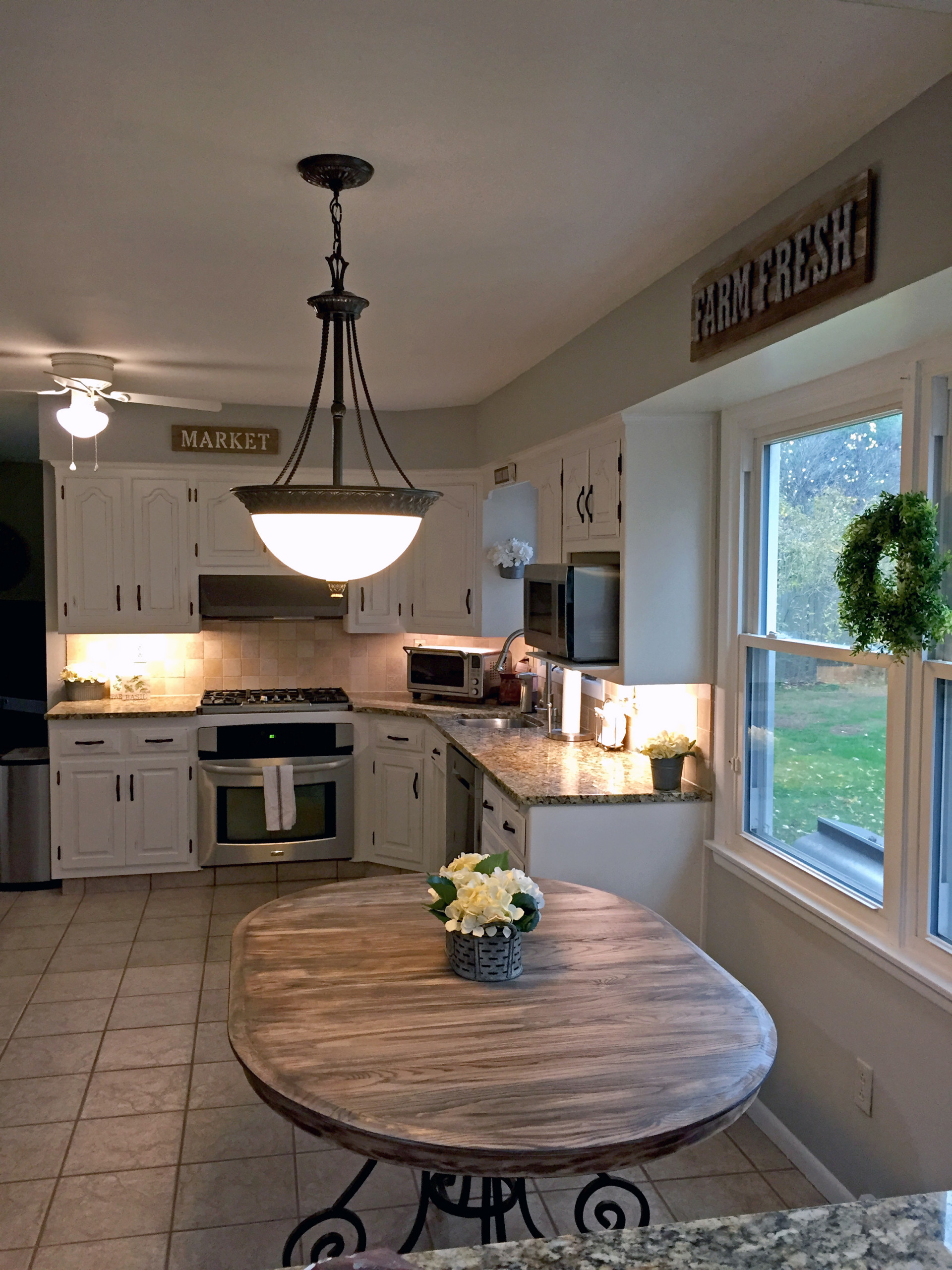 Refinished Farmhouse Table - Photos & Ideas