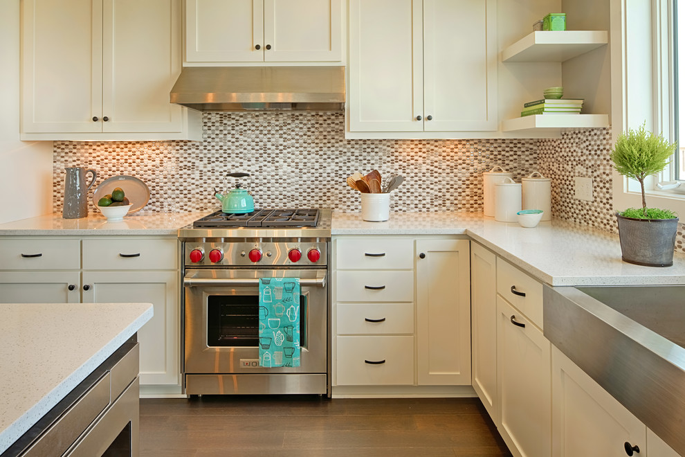 REGGIE AWARD WINNER The 2200 (Lakeville, MN