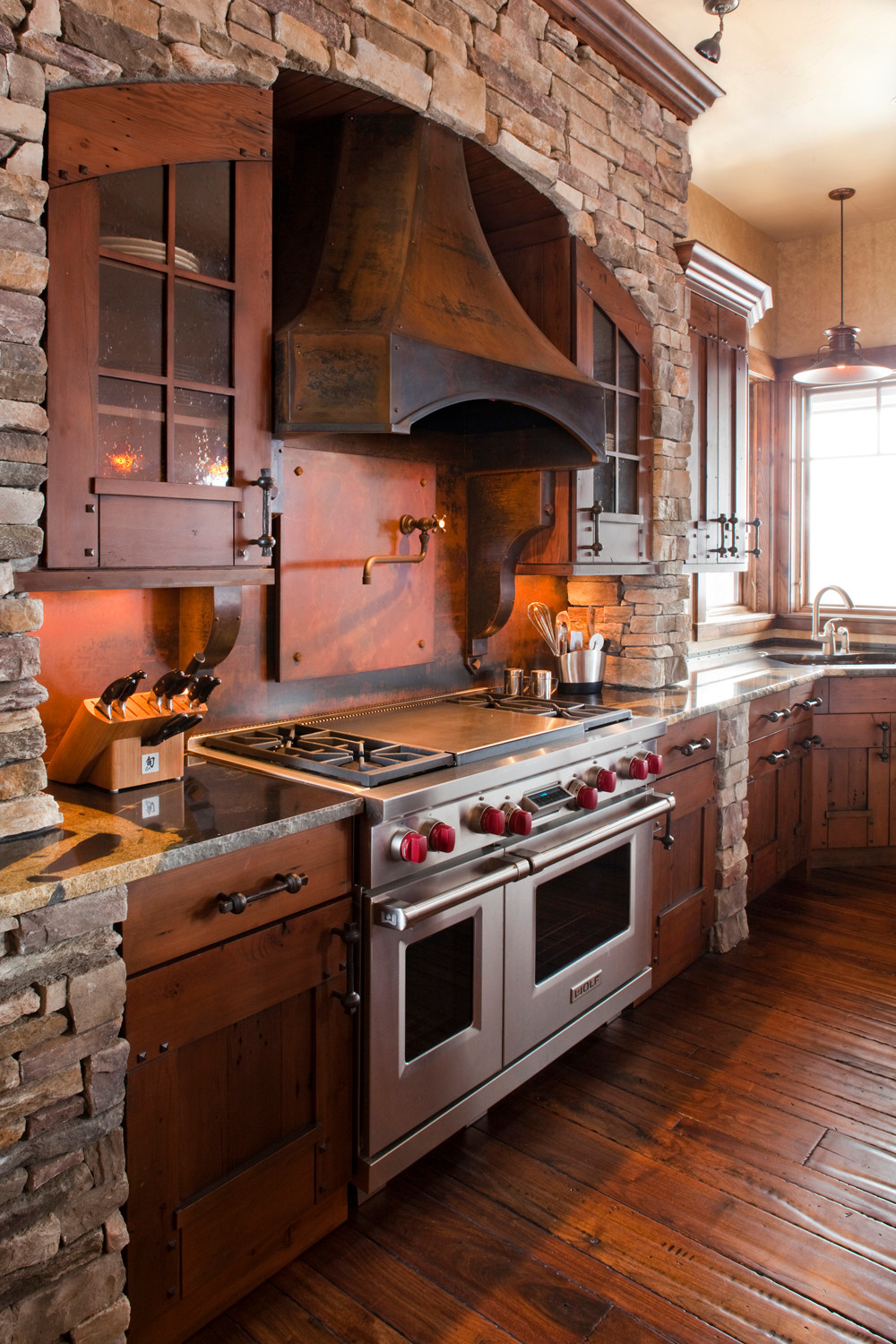 75 Beautiful Rustic Kitchen With Metal Backsplash Pictures Ideas May 2021 Houzz