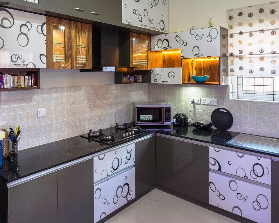 Kitchen - modern kitchen idea in Bengaluru