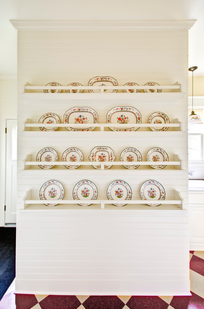 Inspiration for a timeless kitchen remodel in Portland