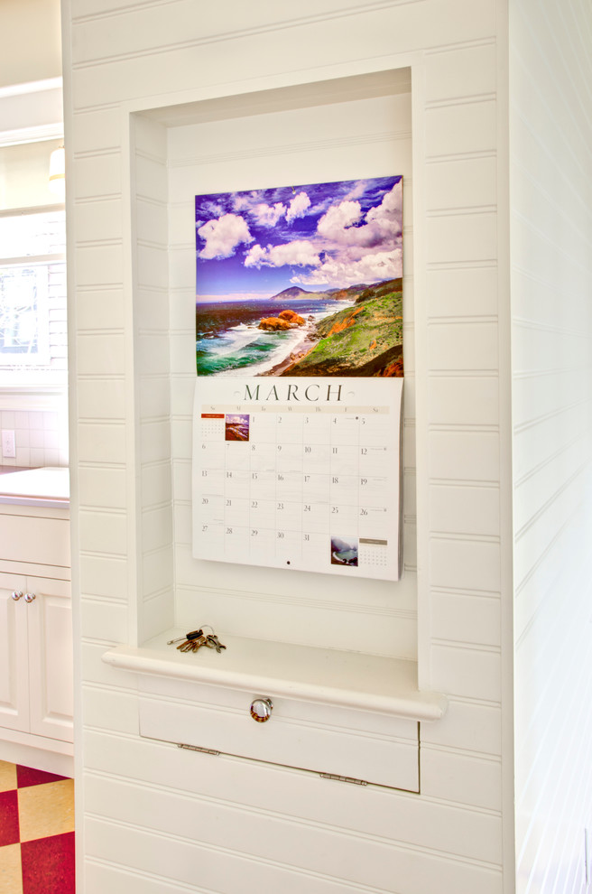 Inspiration for a timeless kitchen remodel in Portland