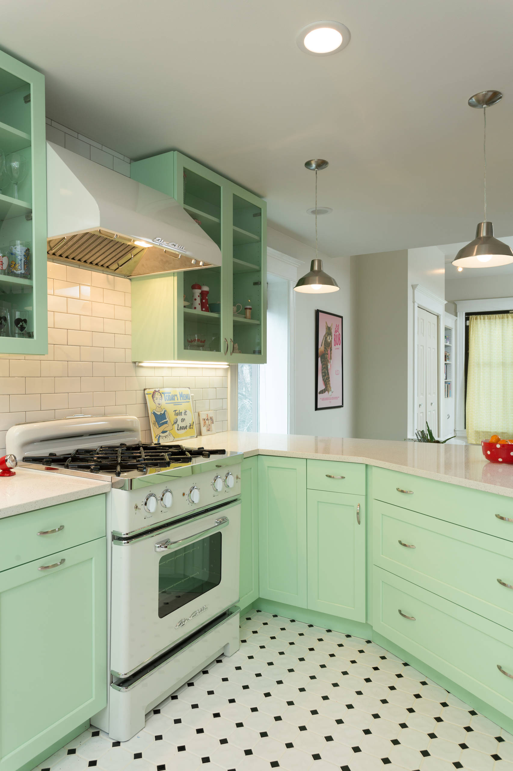 34 Kitchen Ideas  sea foam, green kitchen accessories, retro kitchen