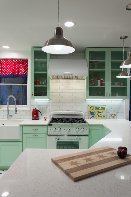 Retro Kitchen Remodel in Humboldt Park Chicago - Traditional