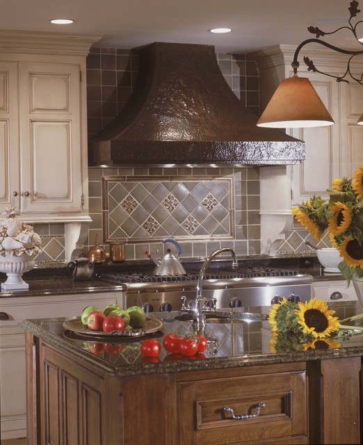 Ridgewood, NJ Rangehood Designs Classique Cuisine New York