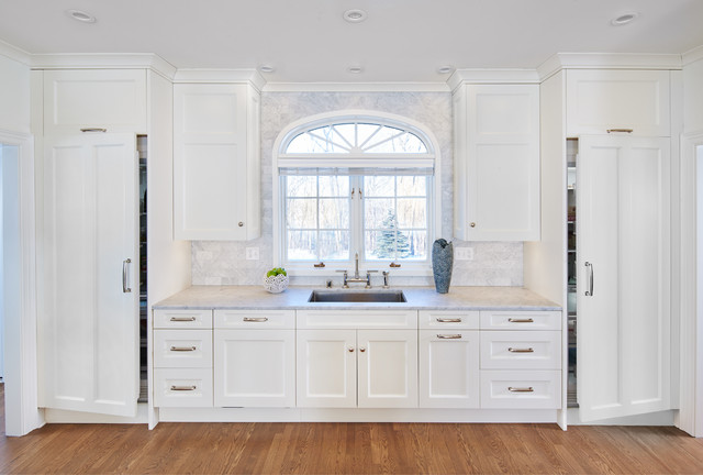 Rochester MN Classic White Kitchen - Traditional - Kitchen - Minneapolis - by NORTH STAR ...