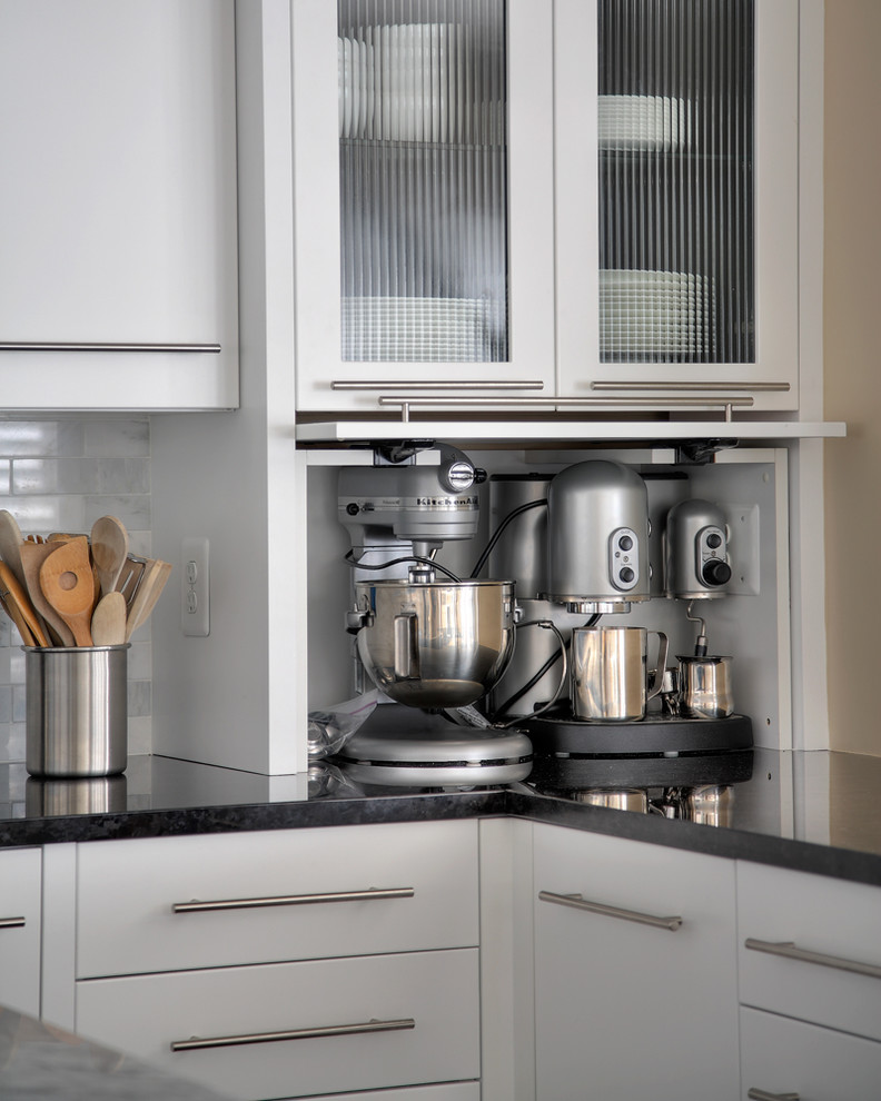 Eat-in kitchen - large contemporary u-shaped dark wood floor eat-in kitchen idea in DC Metro with an undermount sink, shaker cabinets, white cabinets, marble countertops, white backsplash, stainless steel appliances, an island and marble backsplash