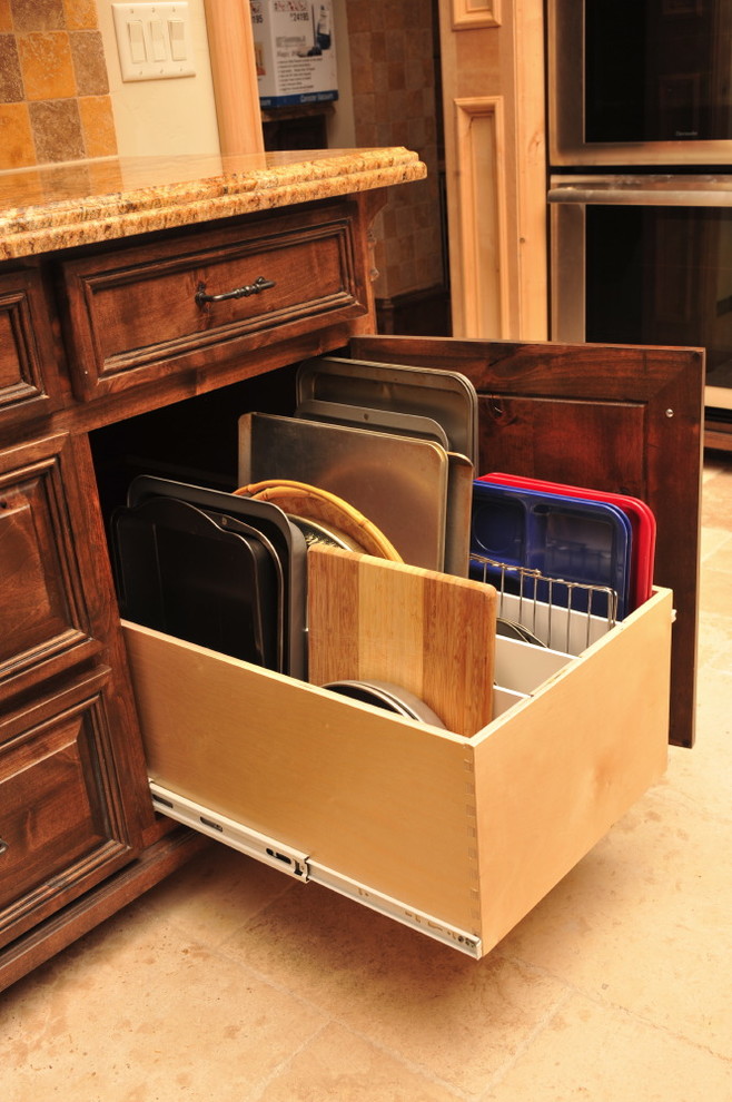 RollOut Shelves Traditional Kitchen Austin by Shelf Confident