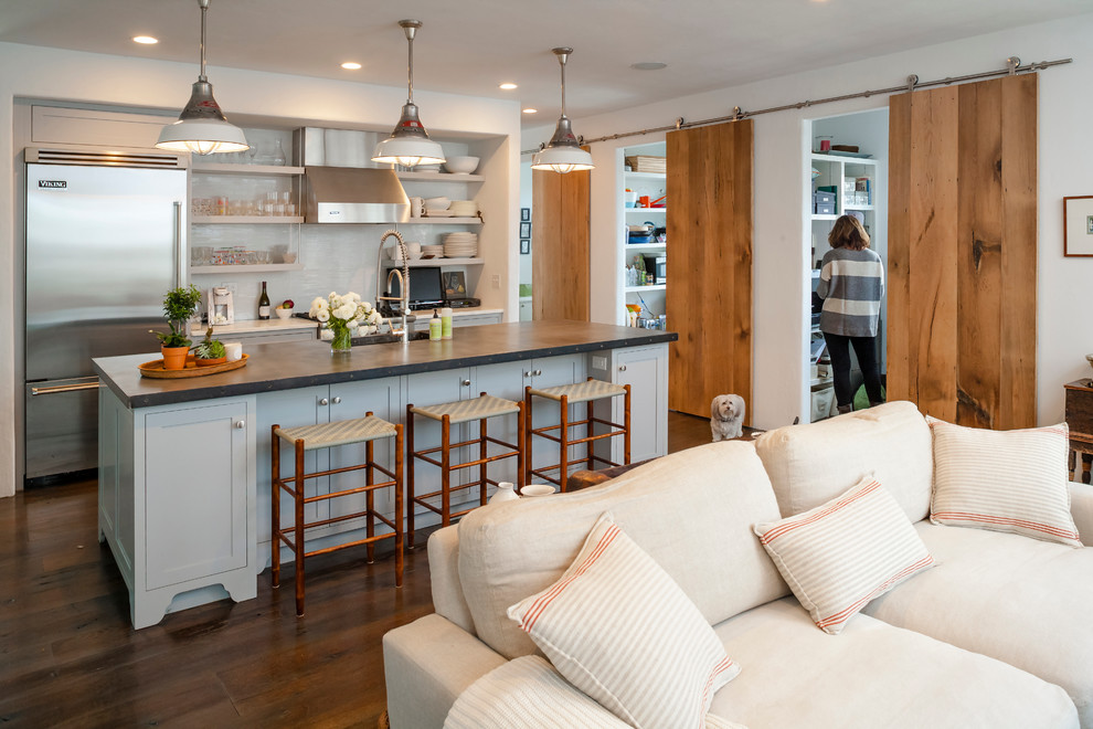 Photo of a classic kitchen in New York with stainless steel appliances.