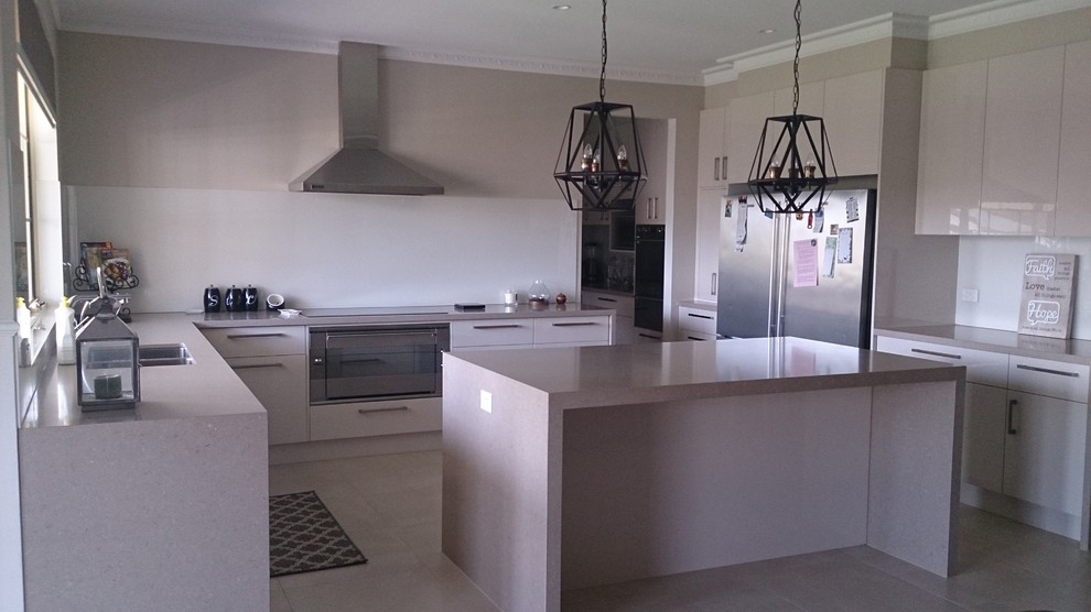 Rowville kitchen & butler's pantry Contemporary Kitchen Melbourne