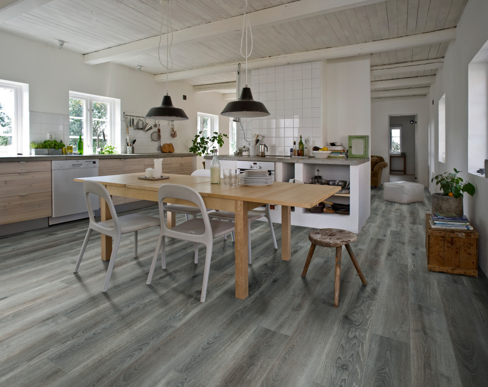Immagine di una cucina con pavimento in vinile e pavimento grigio