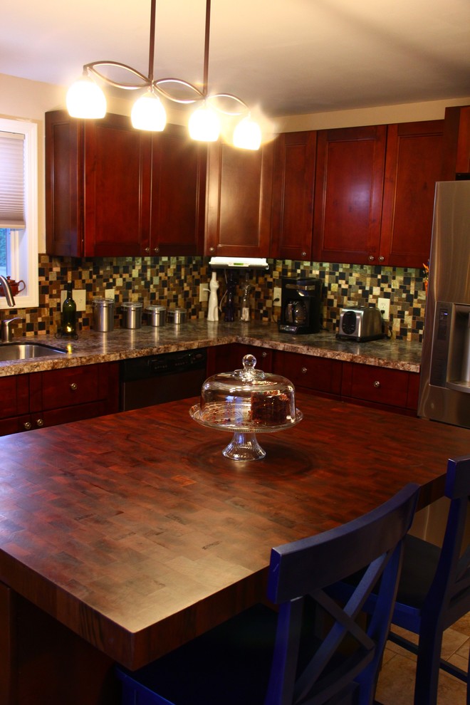 RTA Kitchen Bordeaux Shaker Makeover Traditional Kitchen