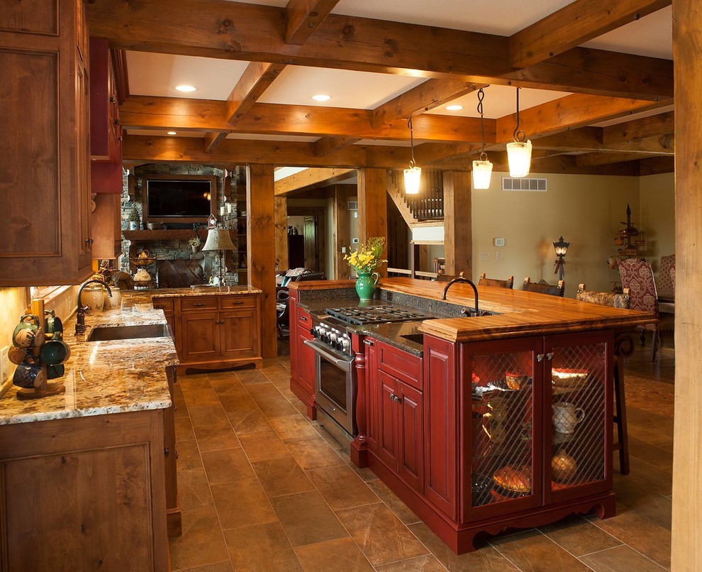 Rustic kitchen in Cleveland.