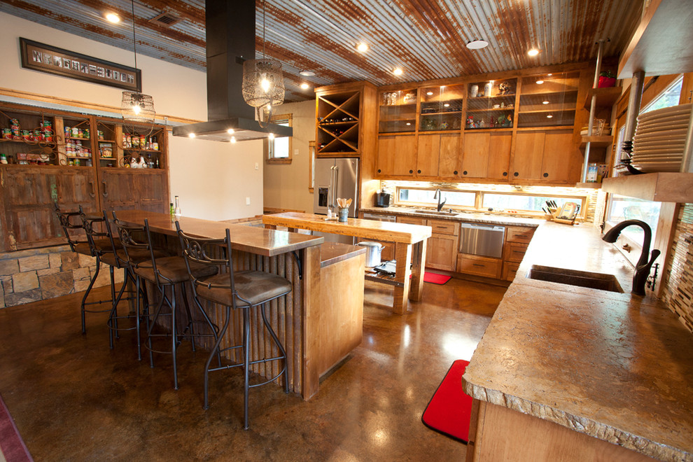 Rustikale Küche mit Betonarbeitsplatte in Dallas