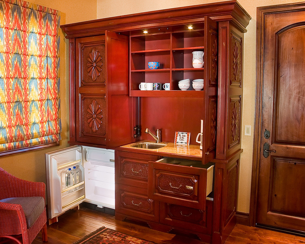 Inspiration for a timeless kitchen remodel in Phoenix