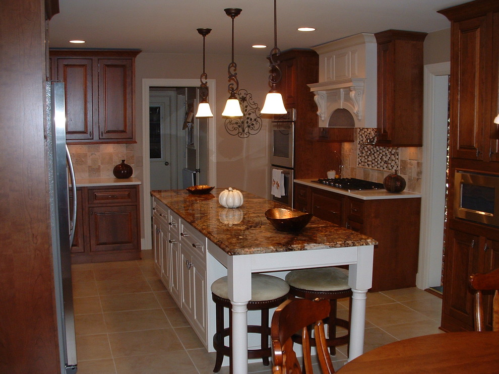 Salem Neo Classic Traditional Kitchen Cleveland by The Kitchen