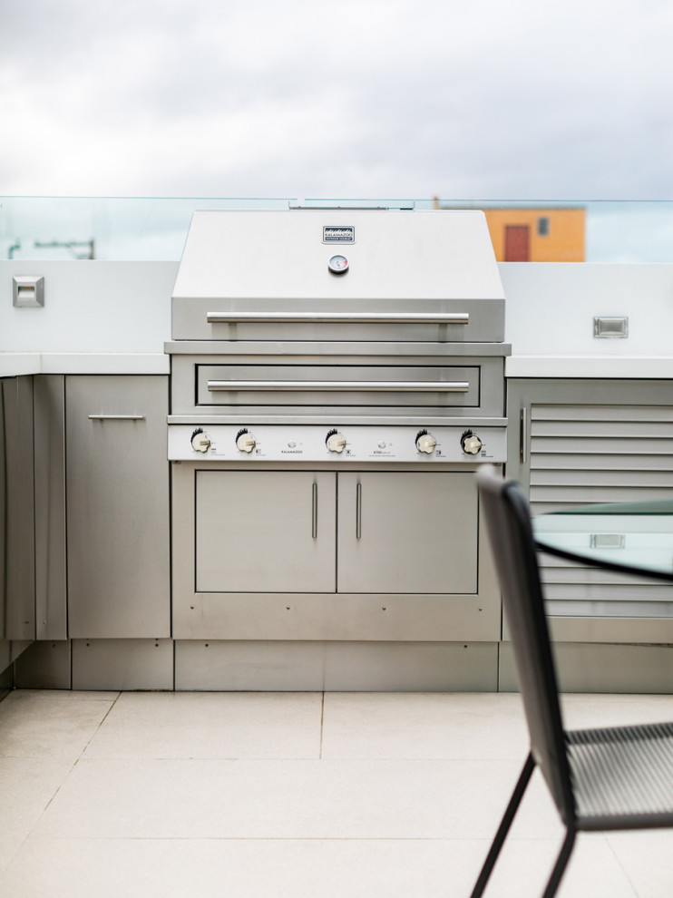 San Diego, CA Outdoor Kitchen - Beach Style - Kitchen ...