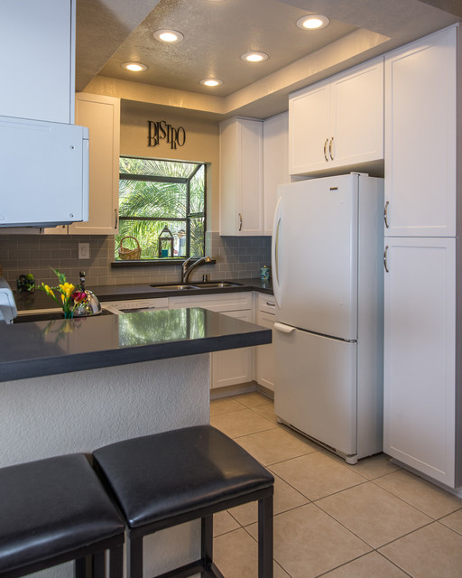 San Diego Kitchen and Bathroom Remodel Moderno Cucina San Diego di Remodel Works Bath