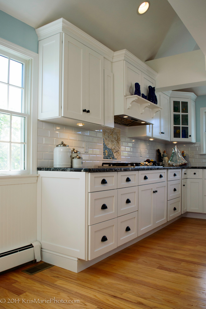 Sandwich Kitchen Remodel - Beach Style - Kitchen - Boston - by Capizzi ...