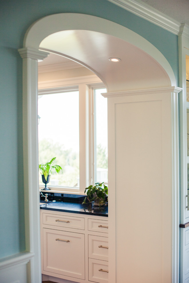 Sandy Foothill Traditional Kitchen Salt Lake City by Tiek Built