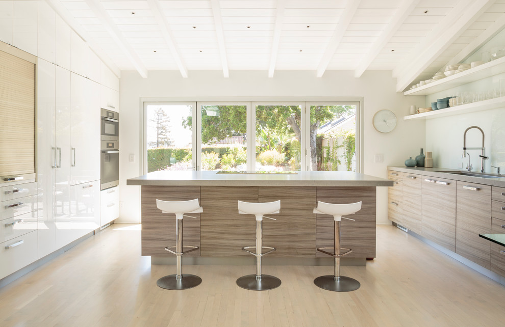 Inspiration for a contemporary kitchen in Santa Barbara.