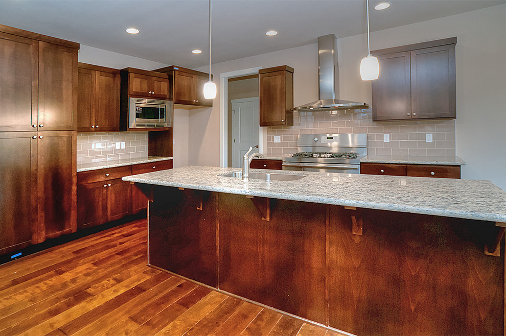Sapphire 108th Traditional Kitchen Seattle by Sapphire Homes