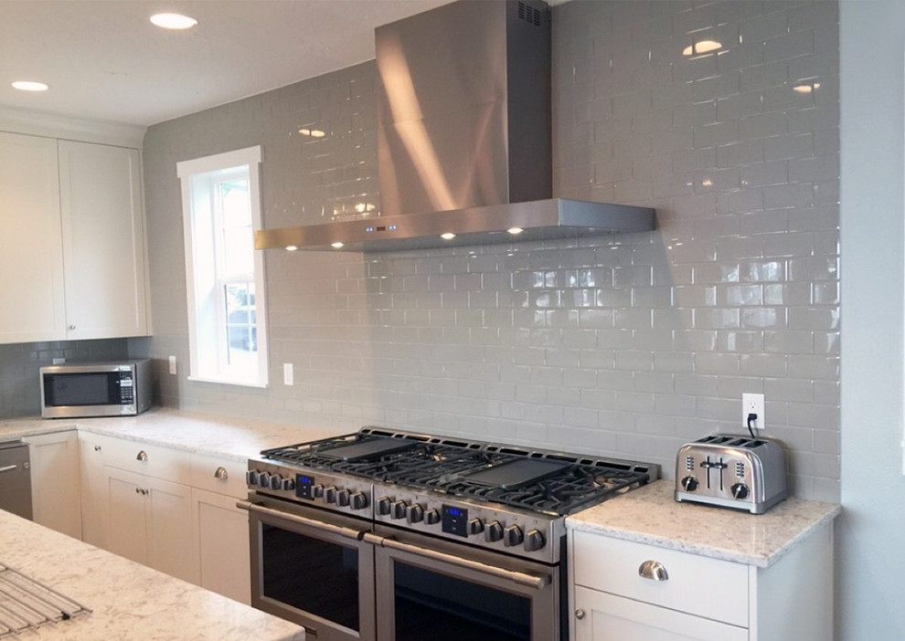 Saunders Family Classic Gray & White Kitchen Ft. Proline PLFW 755