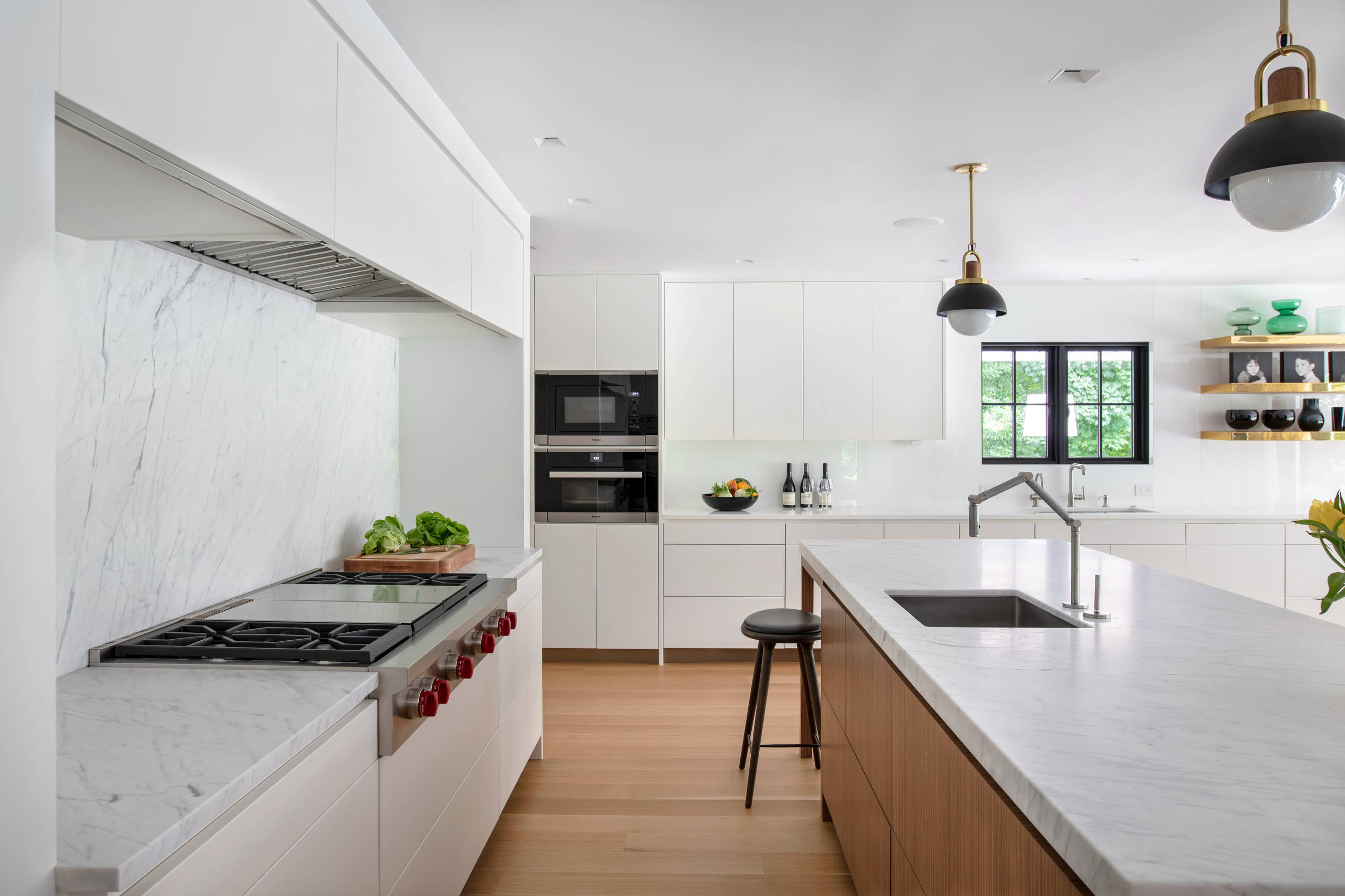 70+ White Cabinets with WHITE COUNTERTOP – ( Going out of style? )