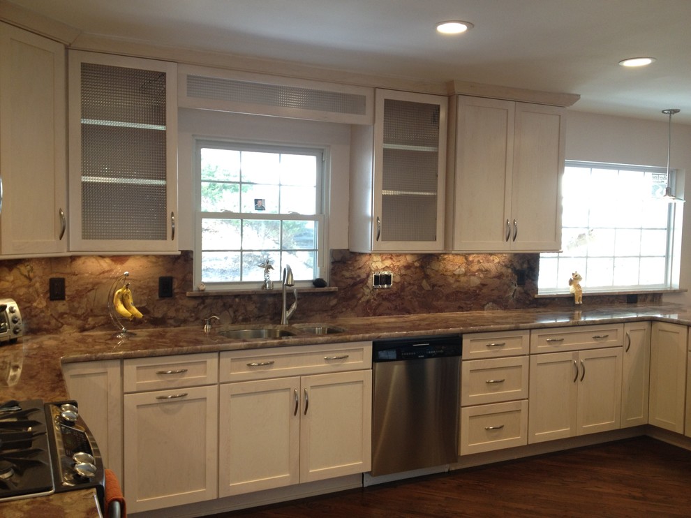 Schuler Sugar Creek Pearl - Traditional - Kitchen - Newark - by Lowe's ...