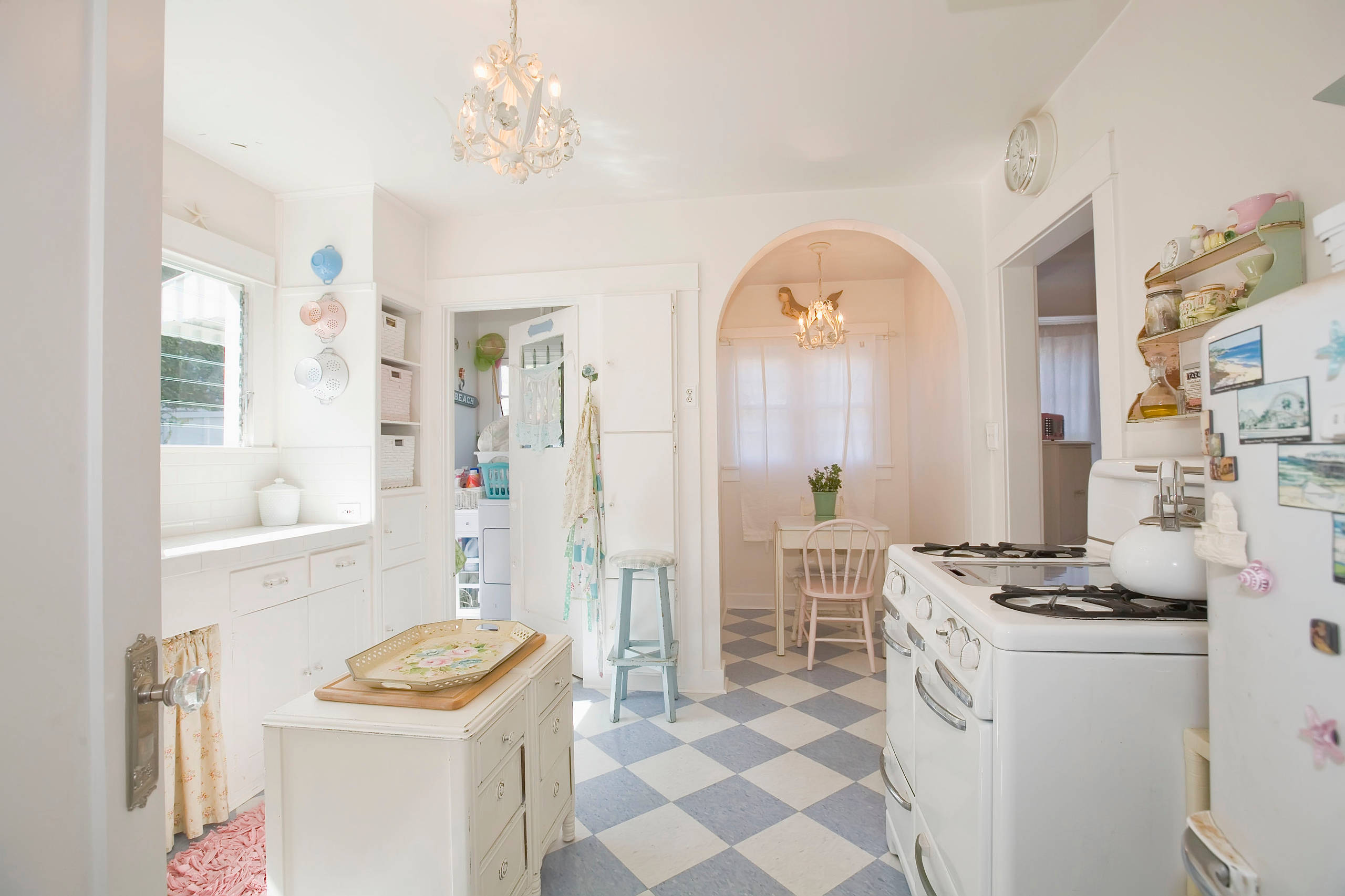 75 Shabby-Chic Style Kitchen Ideas You'll Love - March, 2024