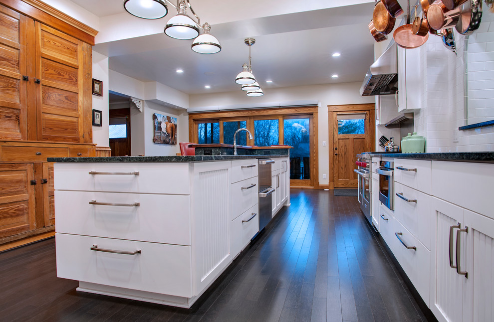 Rural kitchen in Sacramento with shaker cabinets and white cabinets.