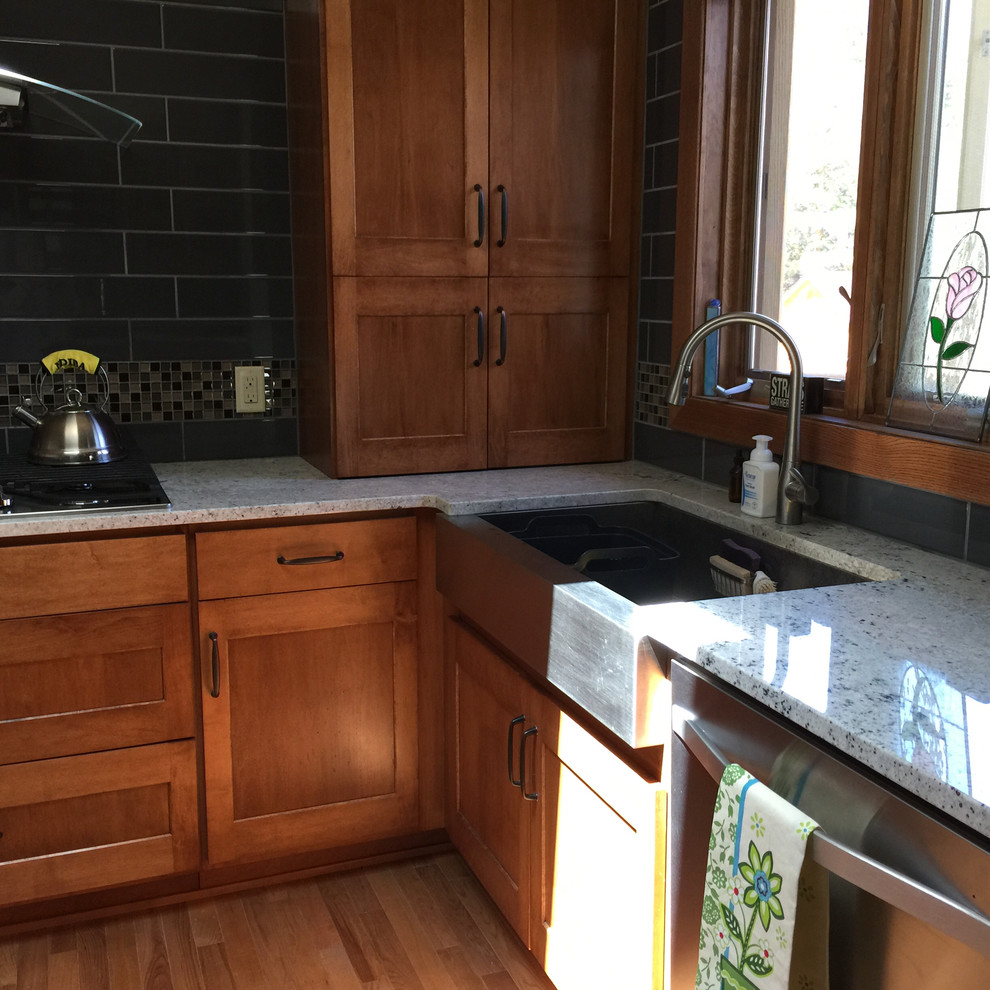 SHAKER STYLE - Craftsman - Kitchen - Other - by Kelly Nichols