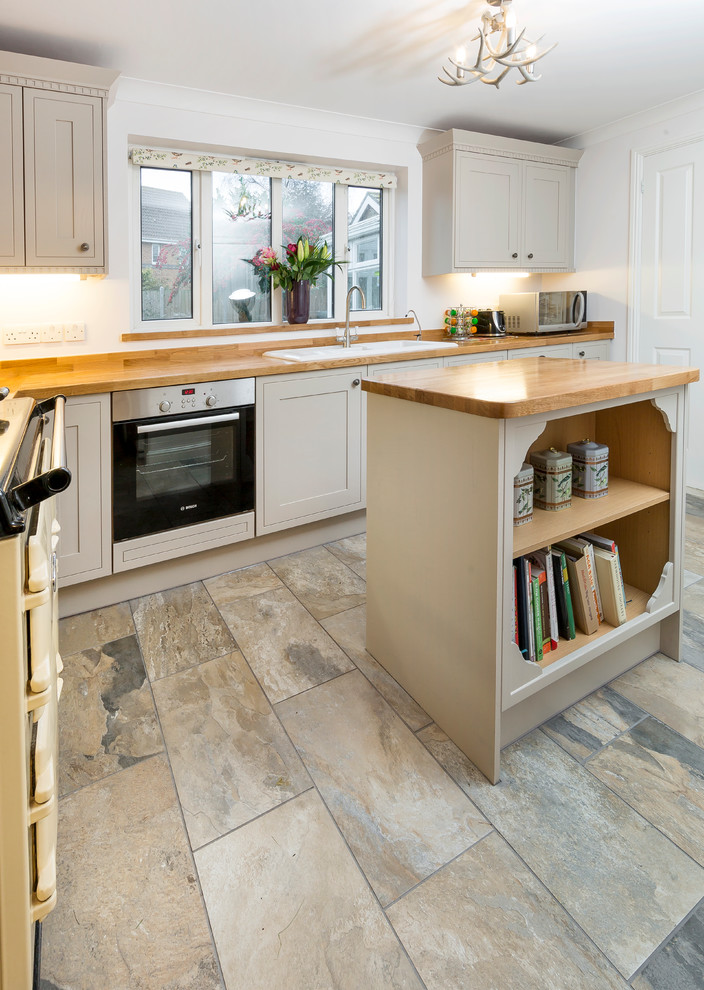 This is an example of a classic kitchen in Essex.