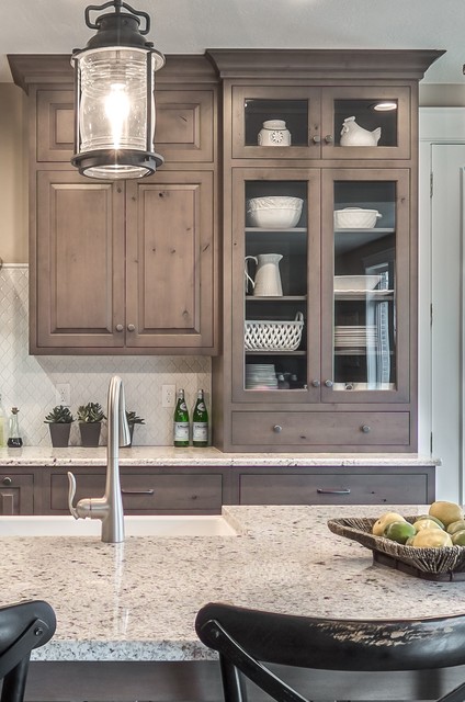 Shiloh Cabinetry - Rustic Alder Silas Finish & Graphite Highlight