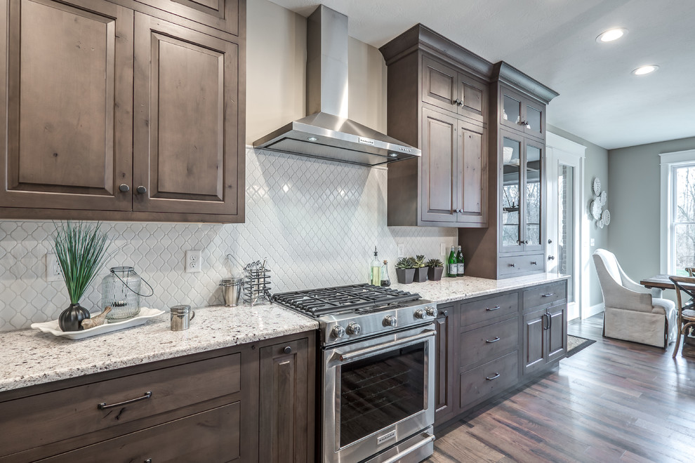 Shiloh Rustic Alder Silas Finish & Graphite Highlight