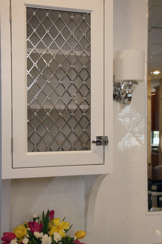 Showroom White Kitchen Display Kitchen Boston by Topnotch