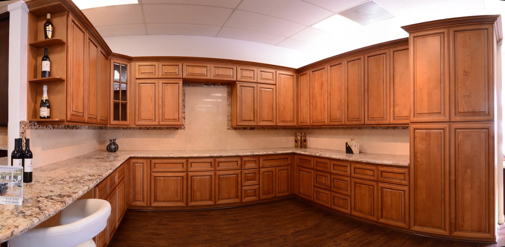 Elegant kitchen photo in Los Angeles