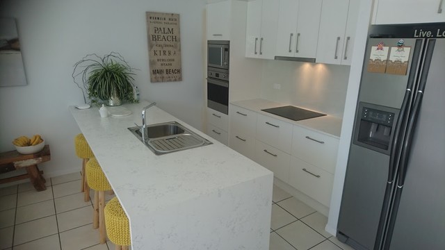 Side View of the Waterfall Bench top - Modern - Kitchen - Brisbane - by ...