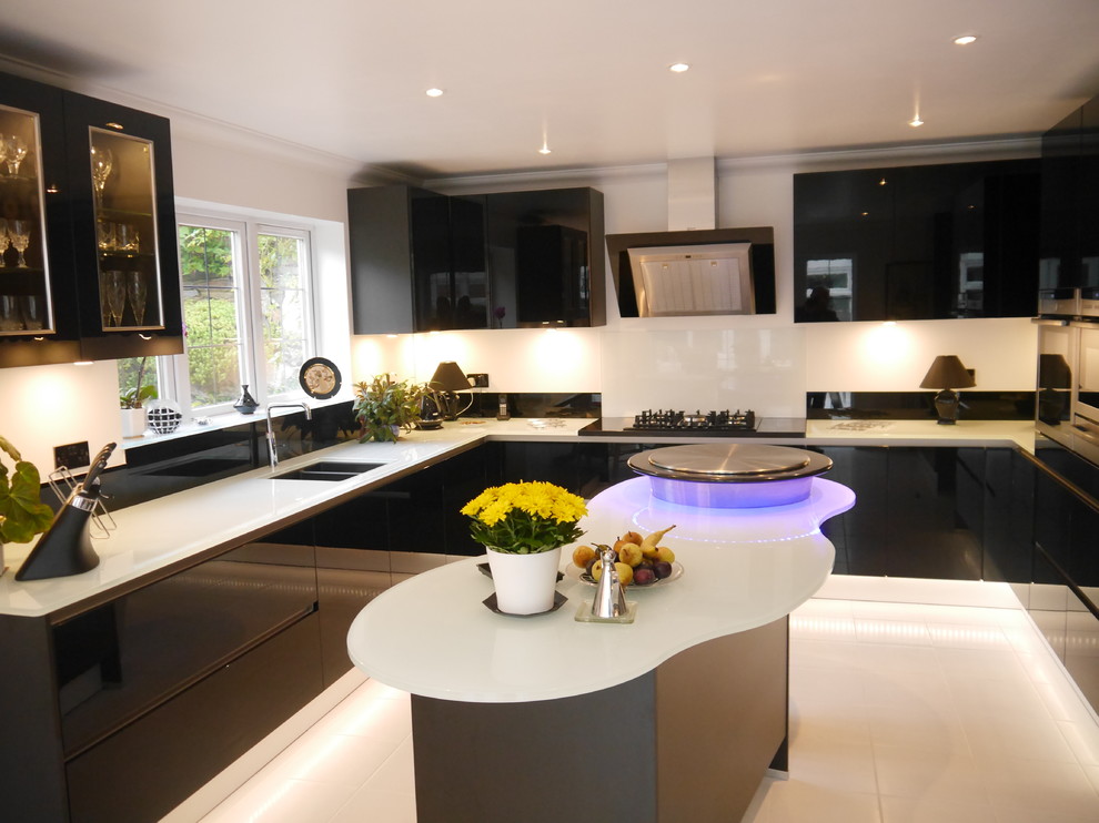 Medium sized contemporary kitchen in Devon.