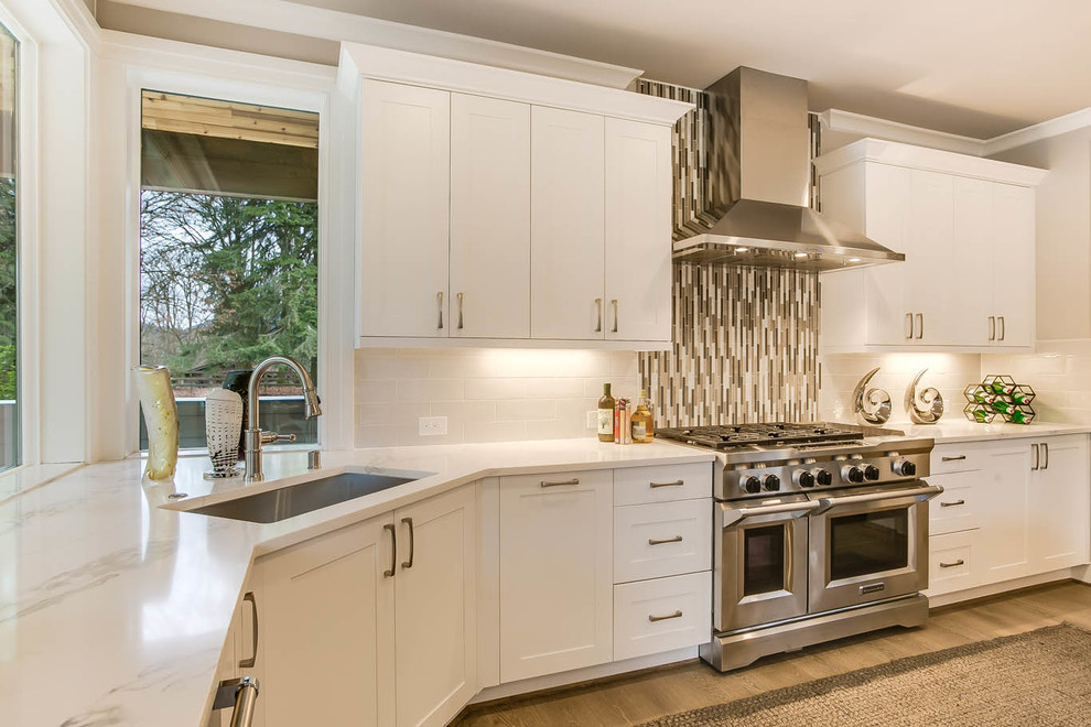 Sierra Homes The Ranch Contemporary Kitchen Seattle by LH