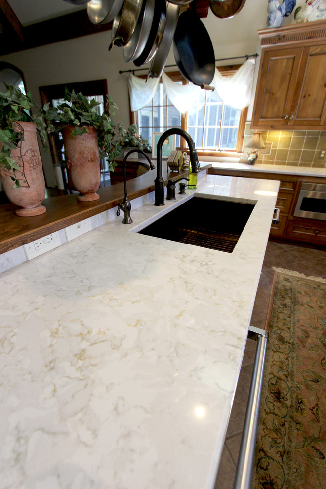 Silestone Countertops on Existing Kitchen Akron, OH