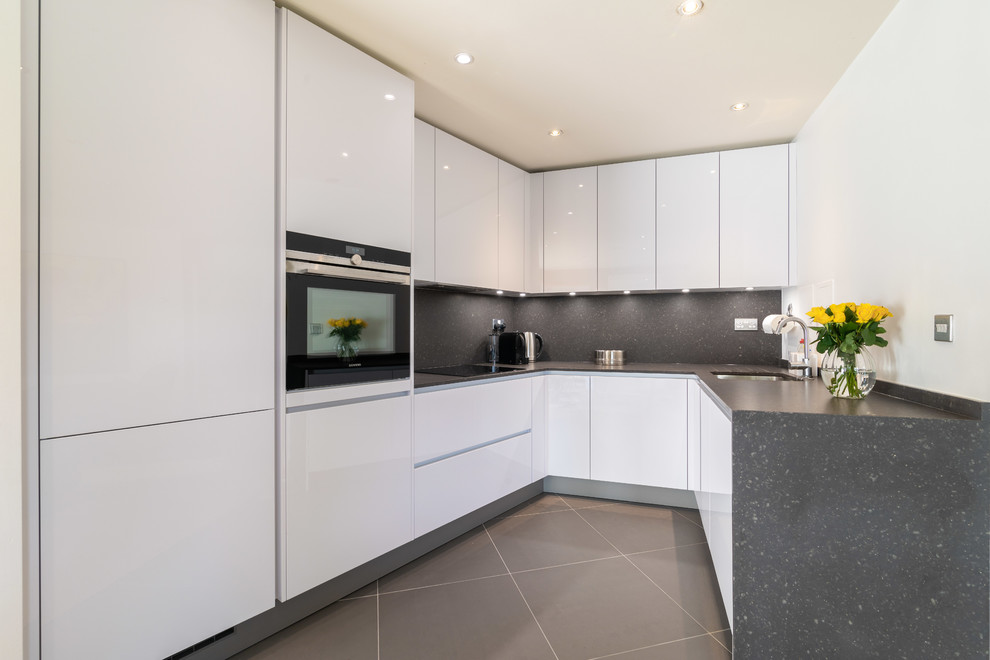 Small Gloss White Kitchen - Contemporary - Kitchen - London - by LWK