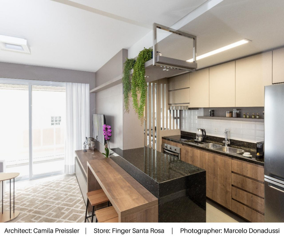 Small Kitchen and TV unit Modern Kitchen Atlanta by FINGER