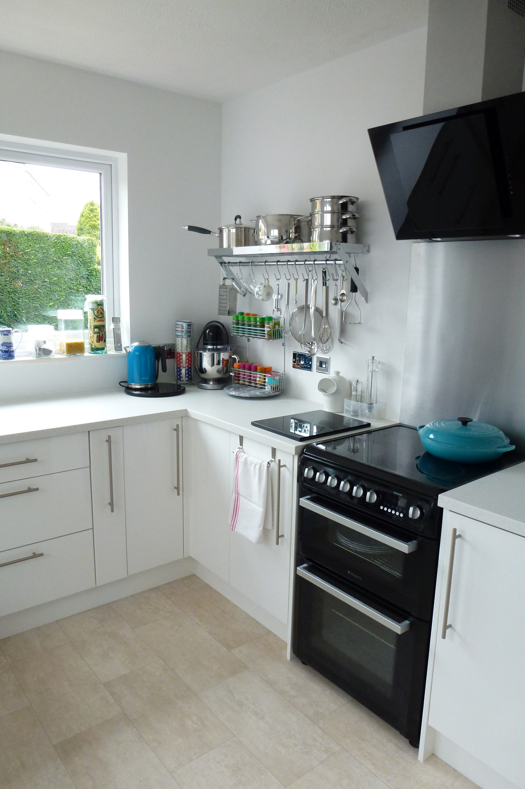 Small North-Facing Kitchen in Devon - Modern - Kitchen - Other | Houzz