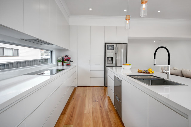 Smithfield 2 - Modern - Kitchen - Sydney - by Alpha Renovations | Houzz AU